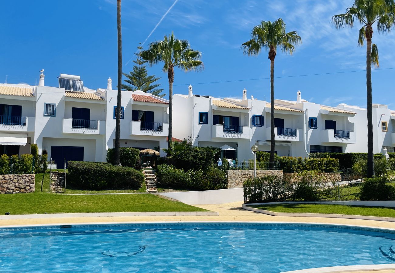 Stadthaus in Albufeira - Jardim da Oura by Check-in Portugal