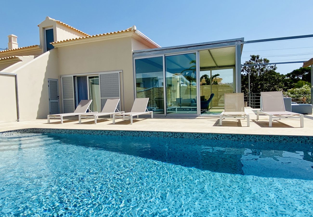 Villa em Quarteira - Otto by Check-in Portugal