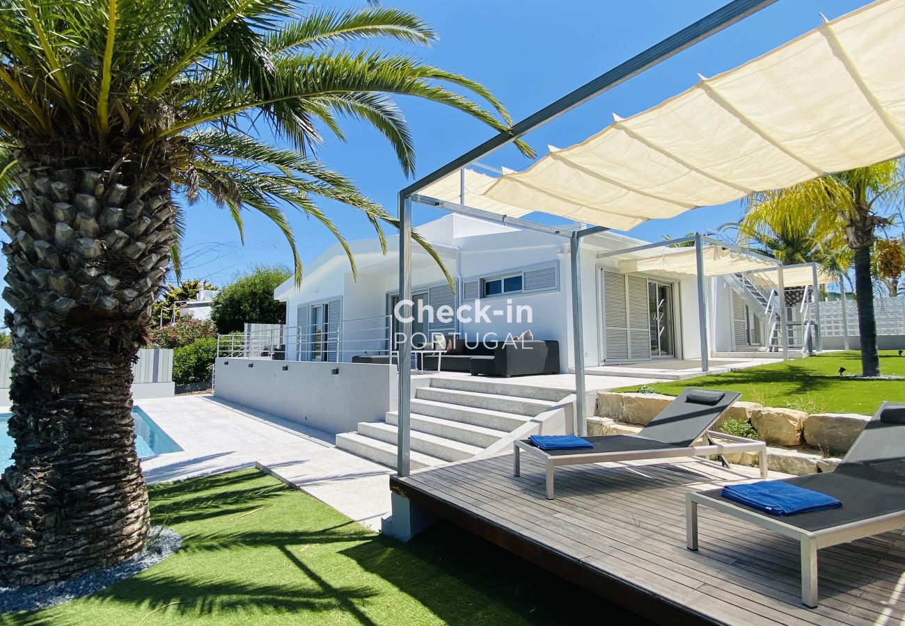 Villa em Quarteira - Moderna by Check-in Portugal