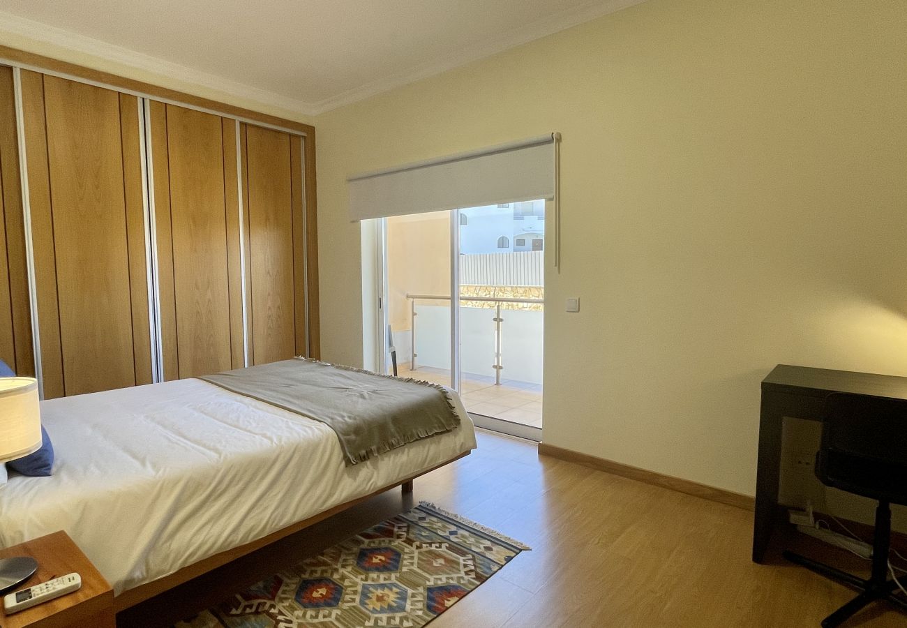 Apartamento em Albufeira - Oura Oasis C by Check-in Portugal