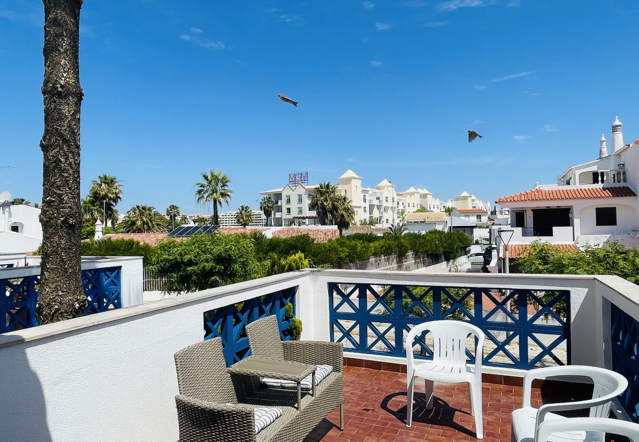 Casa geminada em Albufeira - Jardim da Oura by Check-in Portugal