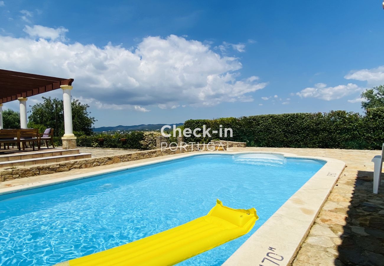 Villa; pool; exterior; terrace