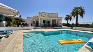 Abby | Piscina Privada | 11 Pax | Albufeira